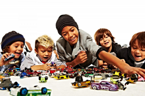 17226165253891-hotwheelsconfezione5macchininemodelliassortitigiocattoloperbambini4anni