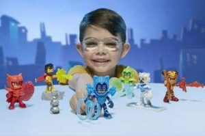 17226228714415-pjmaskssuperpigiaminilasquadradipowerheroesactionfigureperbambiniebambineinetaprescolare