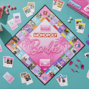 1722622876883-monopolybarbiegiocodatavolo