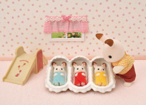 17226308201045-sylvanianfamilies5532actionfiguregiocattolo