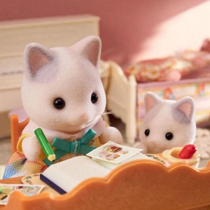 1722631584875-sylvanianfamilies5738actionfiguregiocattolo