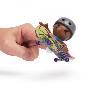 17252929108763-techdecksk8crewexclusivefingerboardfigure