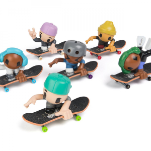 17252929170085-techdecksk8crewexclusivefingerboardfigure