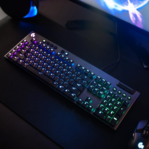 17303573027144-logitechgtastieragamingmeccanicalogitechg815lightsyncrgbconswitchaprofiloribassatogltactile5tastigprogrammabilipassthroughusbcontrollimultimedialidedicati