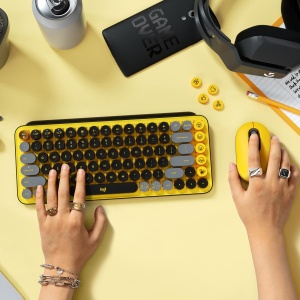 17305207085956-logitechpopkeyswirelessmechanicalkeyboardwithemojikeystastierauniversalebluetoothqwertyinglesegiallo