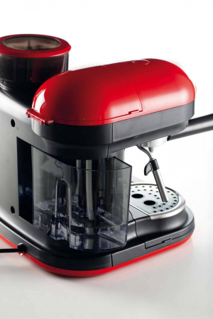 1732167196622-ariete1318macchinadacaffeconmacinacaffe1filtromontalatte15bar1080watt08litrilineamodernarosso