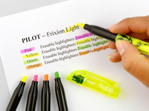 17321695273933-pilotfrixionlightevidenziatore12pzgiallo