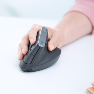 17324746090515-logitechmxverticalmouseufficiomanodestrarfsenzafilibluetoothottico4000dpi