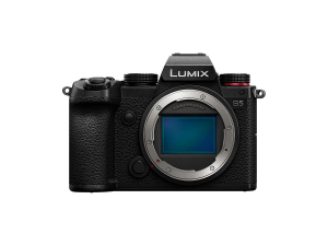 17324860064524-panasoniclumixs5s2060mmf3556milc242mpcmos6000x4000pixelnero