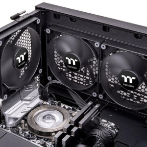 17362527851744-thermaltakect140pccoolingfancasepercomputerraffreddatoredaria14cmnero3pz