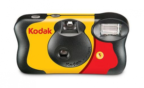 17277786067348-kodakfunsavercameramacchinadapresacompatta35mmnerorossogiallo